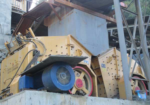 �����ҷ��� - ���� �ͺ� ���� �۸�