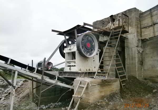 ú��ʯԲ׶���ƻ� - �����е�ͺ�